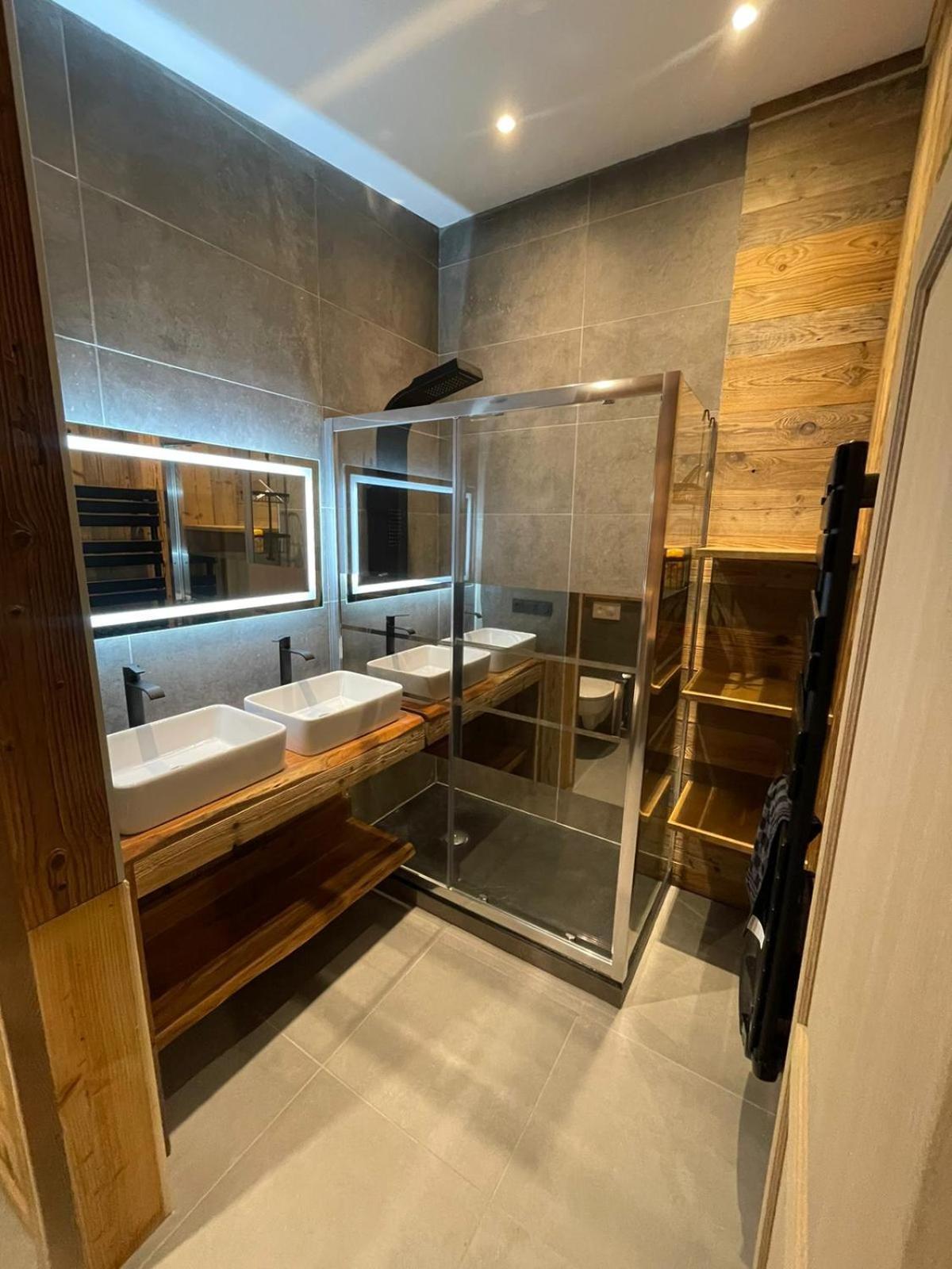 Maison A Moutiers 3 Vallees 4 Chambres 10 Pers ภายนอก รูปภาพ